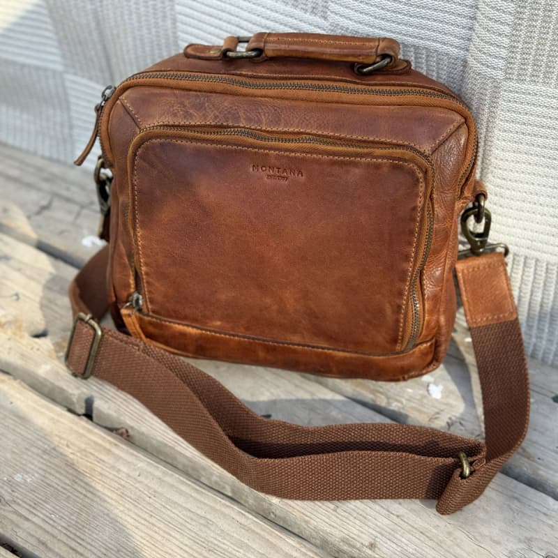 Emery crossbody m hank og aft rem - Blød cognac bøffel - Montana