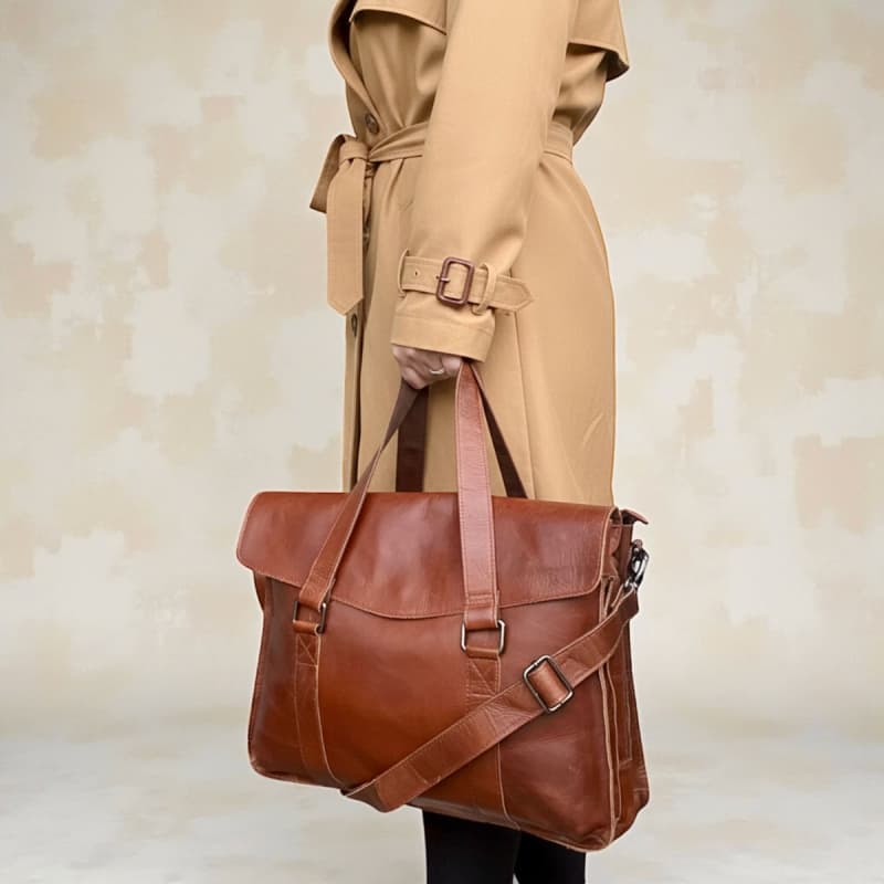 Denise arbejdstaske til pc mm - Cognac bøffellæder - Leather design