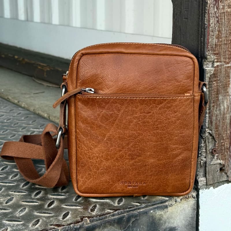 Axel crossbody herretaske i patineret cognac bøffellæder - Montana