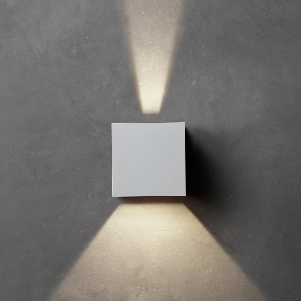Dæmpbar CUBE LED Udendørs Væglampe 10W Up/Down - Hvid