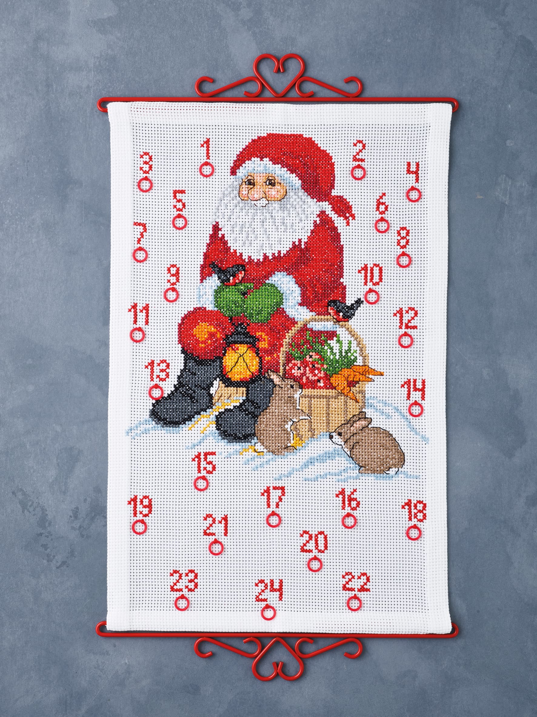 Paketkalender broderisats - 34-2228 Tomte & kaniner