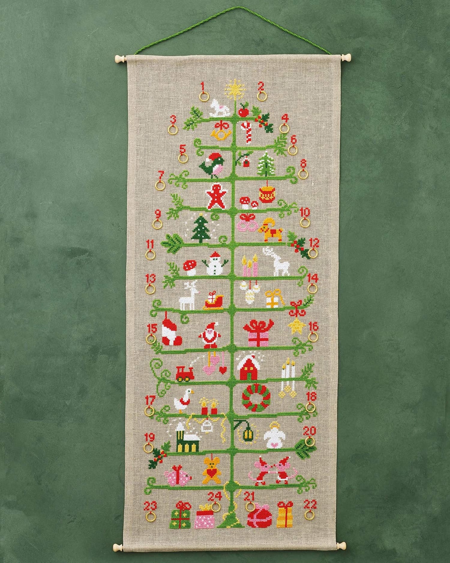Paketkalender broderikit med Trädet Permin - 34-4212