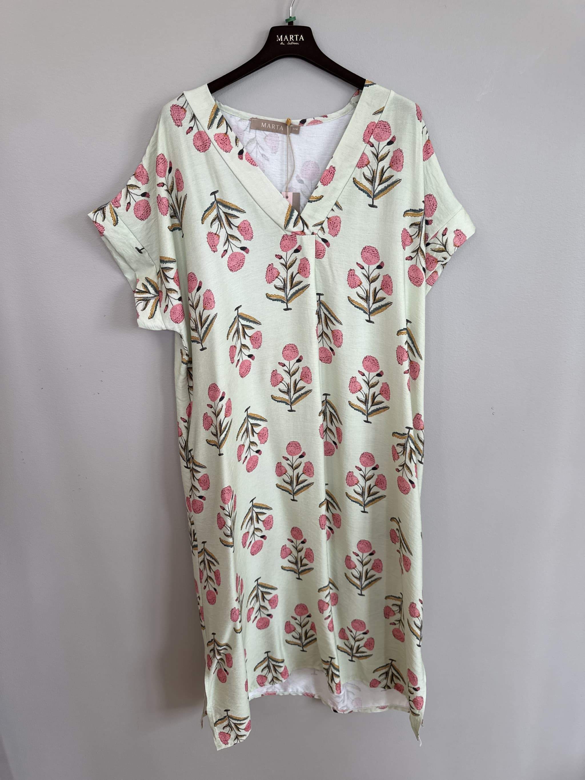 Marta MdcNille Dress - Grøn kjole med lyserøde blomster print 8317V Originale6883tpk