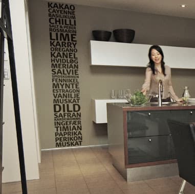 Spice Tower wallsticker av Alan Smithee, 26x138 cm